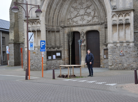 Minister Diependaele investeert ruim 89.000 euro in Onze-Lieve-Vrouwekerk in Poperinge