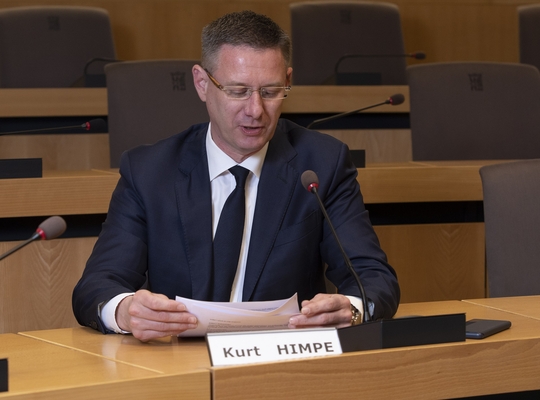 Kurt Himpe met een vraag aan de West-Vlaamse gouverneur over scheepswrakken