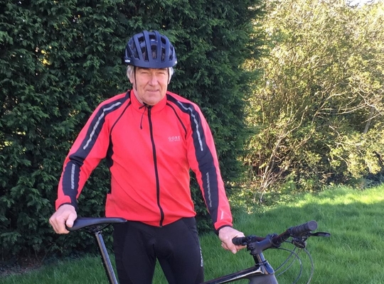Provincieraadslid Luc Coupillie op de fiets