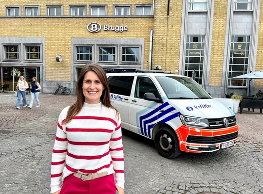 ‘Volwaardige dienst Spoorwegpolitie moet veiligheid aan Brugs Station garanderen’ 