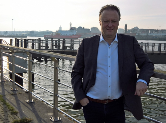 Wim Aernoudt bij haven Oostende