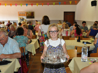 sfeerfoto zomerbarbecue N-VA Roeselare